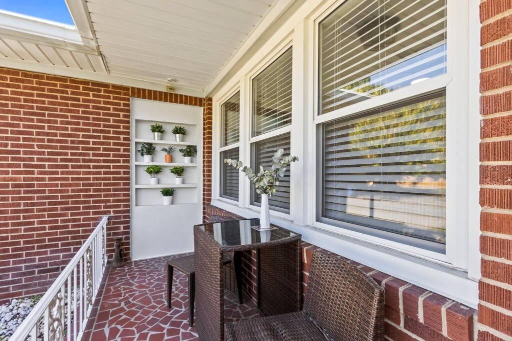 Hargett Street Villa Роли Экстерьер фото